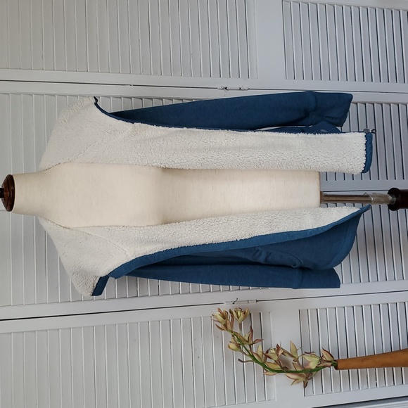 Free2B Cozy White Fleece Jacket Size L - Picture 11 of 11